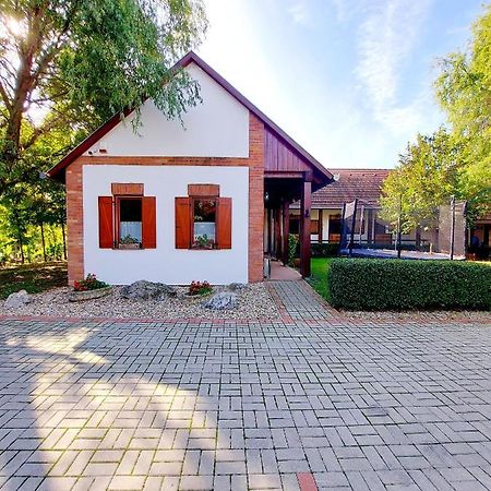 Hotel Akacos Tanya Es Vendeghaz Marok Zewnętrze zdjęcie